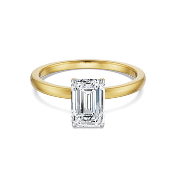Emerald Cut Diamond Solitaire Ring in Yellow Gold